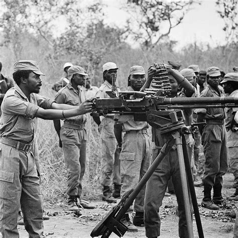outbreak of the civil war in angola